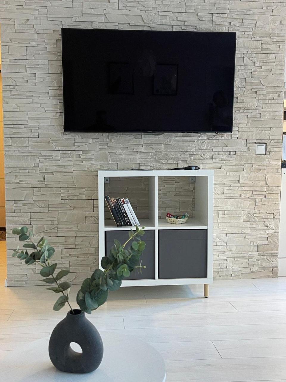 New Modern Apartments In The City Center ナルヴァ エクステリア 写真